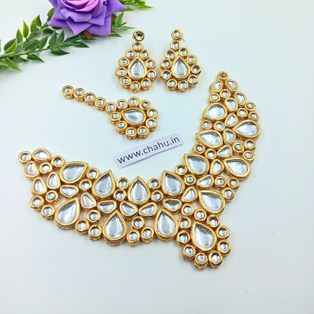 Drop,Round & uncut Shape Heavy Kundan Necklace set